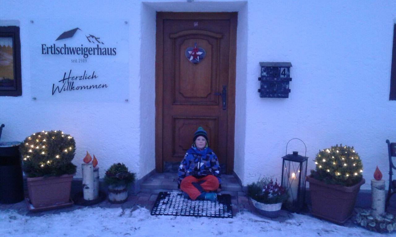 Ertlschweigerhaus Pension - Appartements - Zimmer Donnersbach Exterior photo